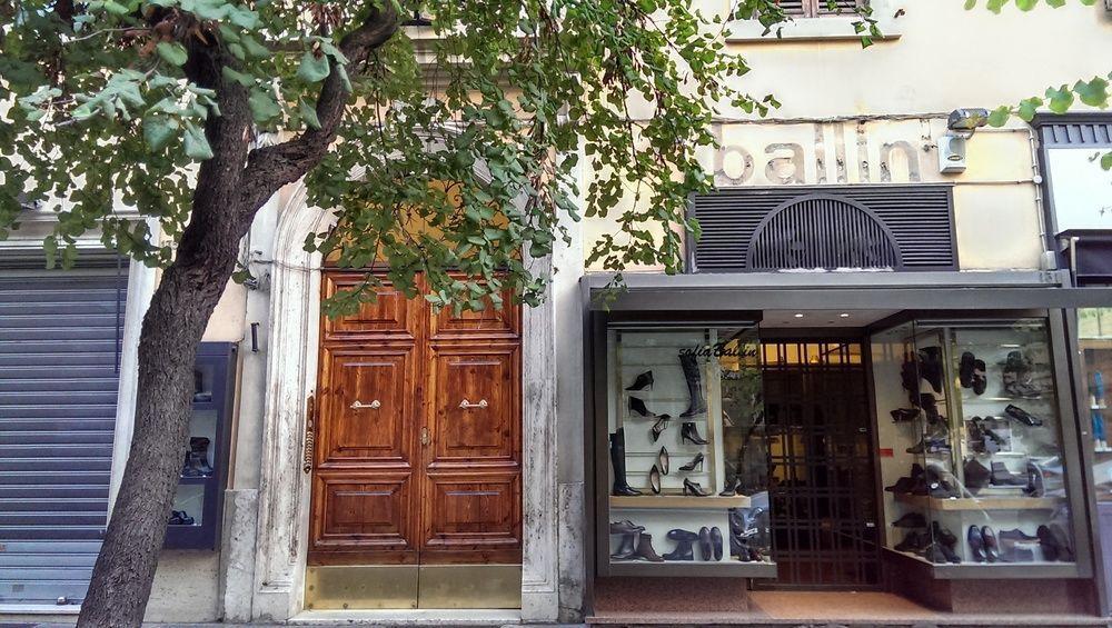 Cola Di Rienzo - In Guest house Rome